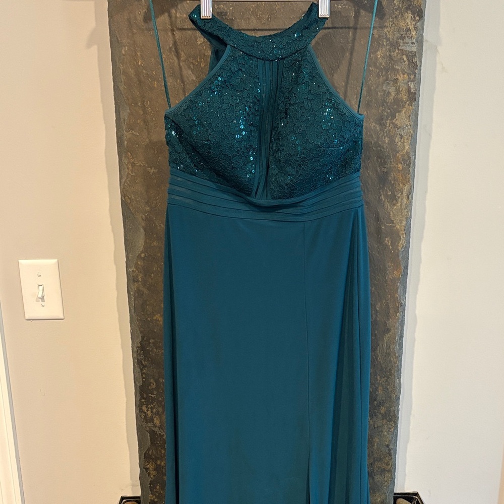 Nightway Elegant Teal Sequined Mesh Middle Leg Slit Gown, 6P